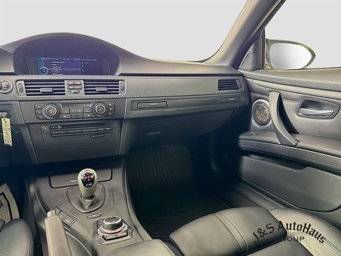 Used 2011 BMW M3 Convertible image 27