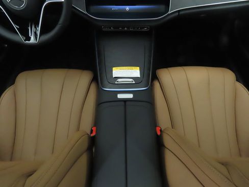 New 2026 Mercedes-Benz E 350 Sedan image 18