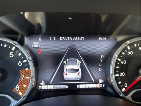 Used 2021 Jeep Renegade Latitude image 31