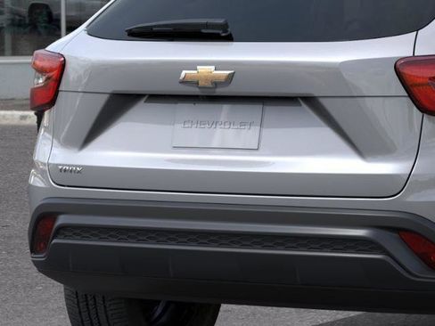 New 2026 Chevrolet Trax LS FWD image 14