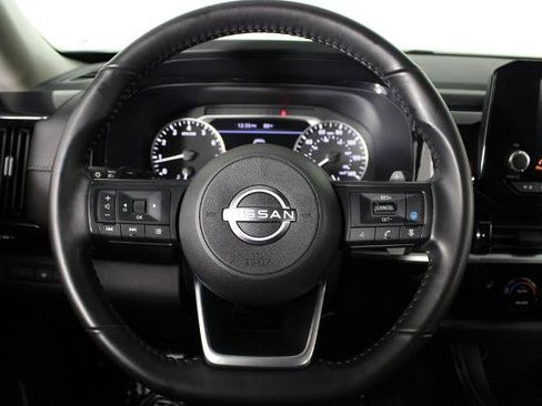 Certified 2025 Nissan Pathfinder SV AWD/4WD image 27