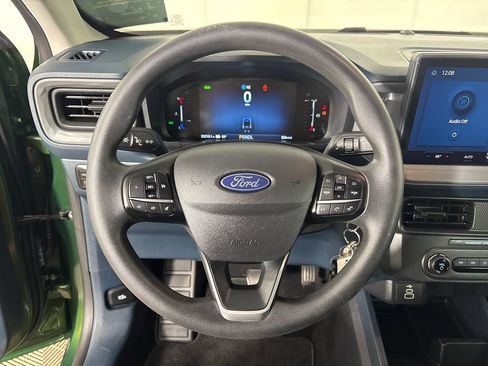 Used 2025 Ford Maverick XL FWD image 13