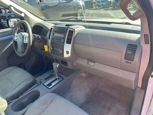 Used 2016 Nissan Frontier S image 19
