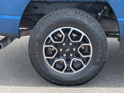 Used 2023 Ford F150 Lariat AWD/4WD image 9