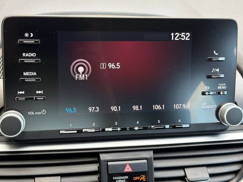 Used 2018 Honda Accord LX image 14