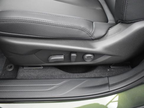 New 2026 Subaru Outback Premium image 11