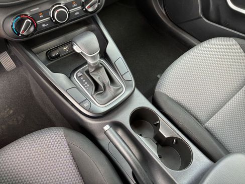 Used 2025 Kia Soul LX w/ LX Technology Package image 39