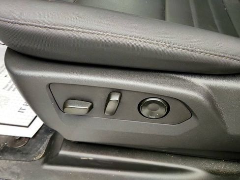 Used 2025 GMC Hummer EV 2X AWD/4WD image 10