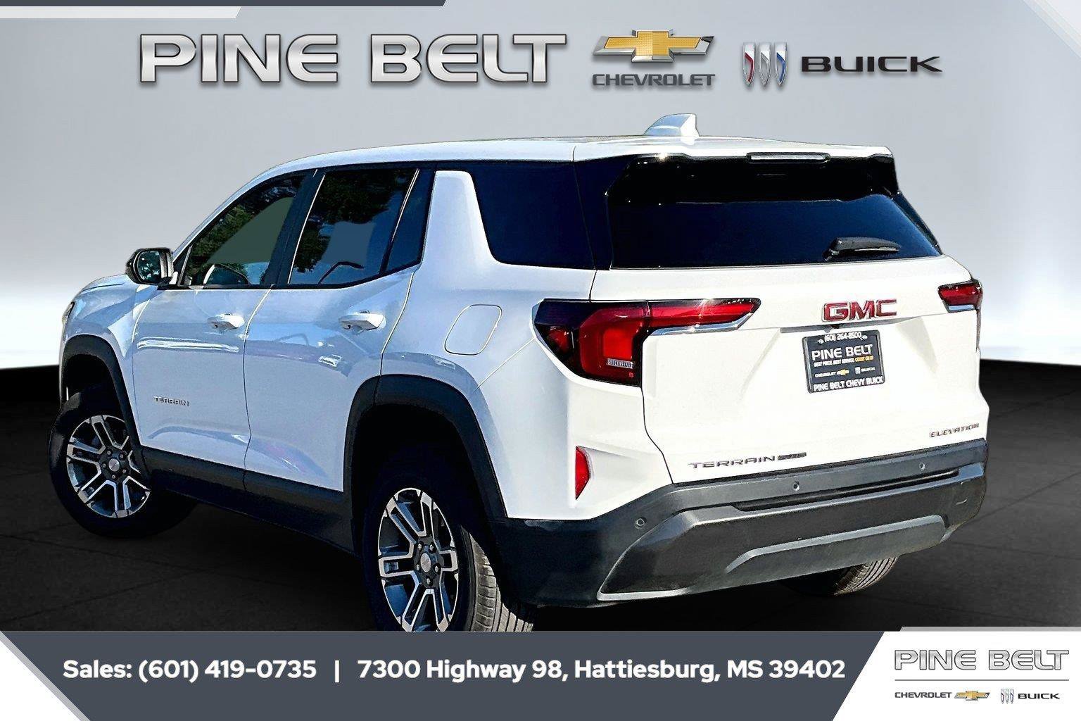 Used 2026 GMC Terrain Elevation AWD/4WD image 2