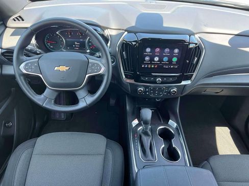Used 2023 Chevrolet Traverse LT AWD/4WD image 14