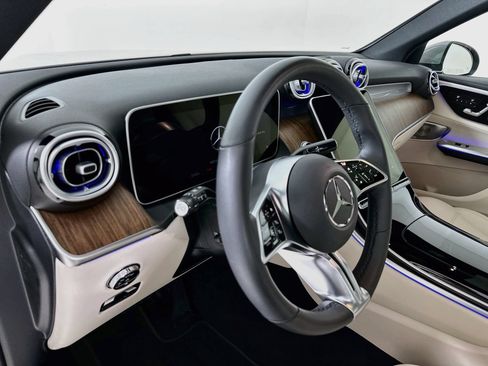 Certified 2026 Mercedes-Benz GLC 300 image 10