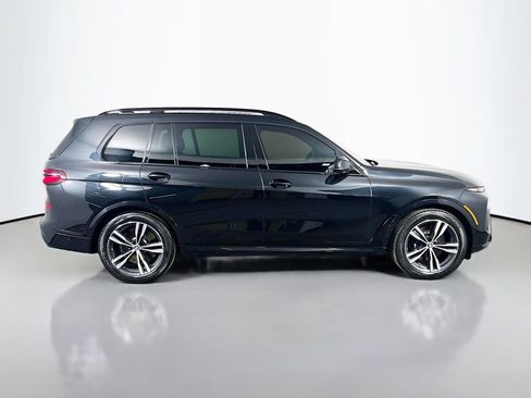 Used 2025 BMW X7 M60i w/ Executive Package image 4