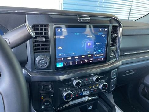Used 2025 Ford F350 Lariat w/ Lariat Ultimate Package AWD/4WD image 11