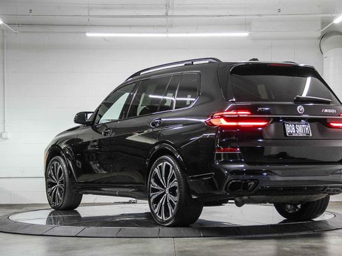 Certified 2023 BMW X7 M60i w/ Executive Package AWD/4WD image 4