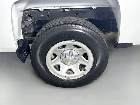 Used 2018 Chevrolet Silverado 1500 W/T w/ Trailering Package RWD image 35