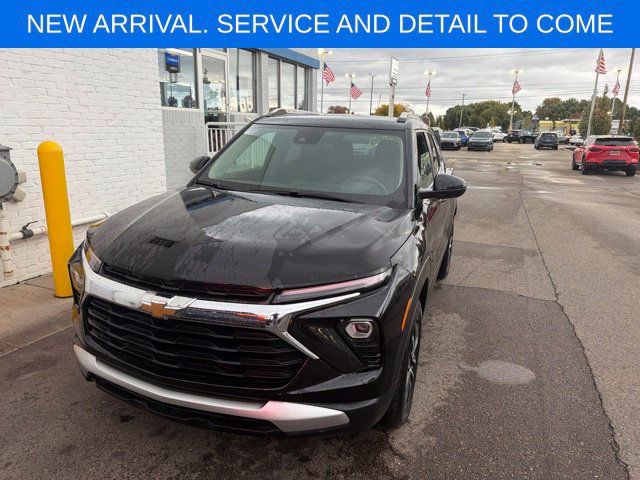 Certified 2024 Chevrolet TrailBlazer LT w/ Driver Confidence Package AWD/4WD image 2