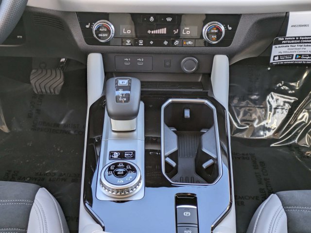 New 2026 Mitsubishi Outlander SE AWD/4WD image 19