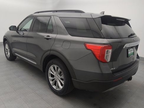 Used 2020 Ford Explorer XLT w/ Equipment Group 202A AWD/4WD image 5