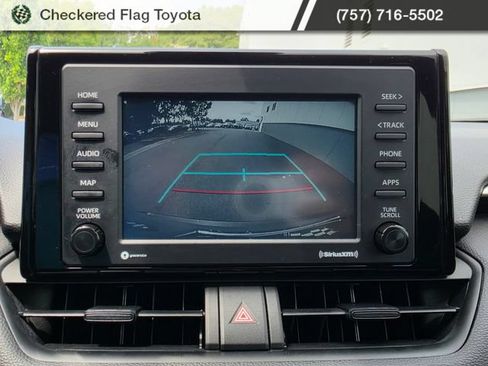 Used 2022 Toyota RAV4 XLE AWD/4WD image 22