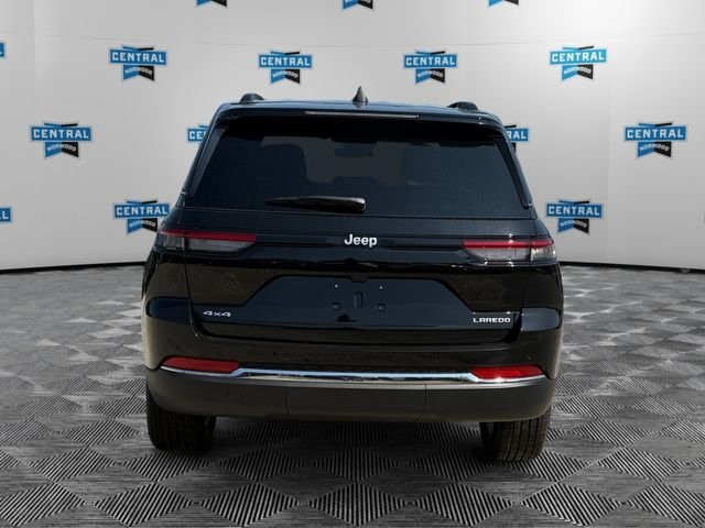 New 2026 Jeep Grand Cherokee Laredo X AWD/4WD image 4