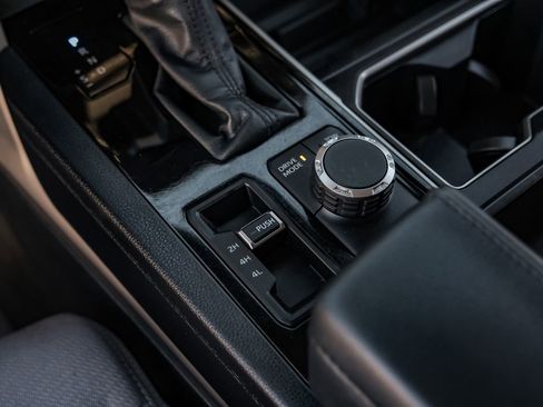 Used 2022 Toyota Tundra SR5 image 24