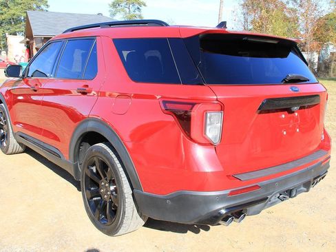 Used 2021 Ford Explorer ST w/ Equipment Group 401A image 6
