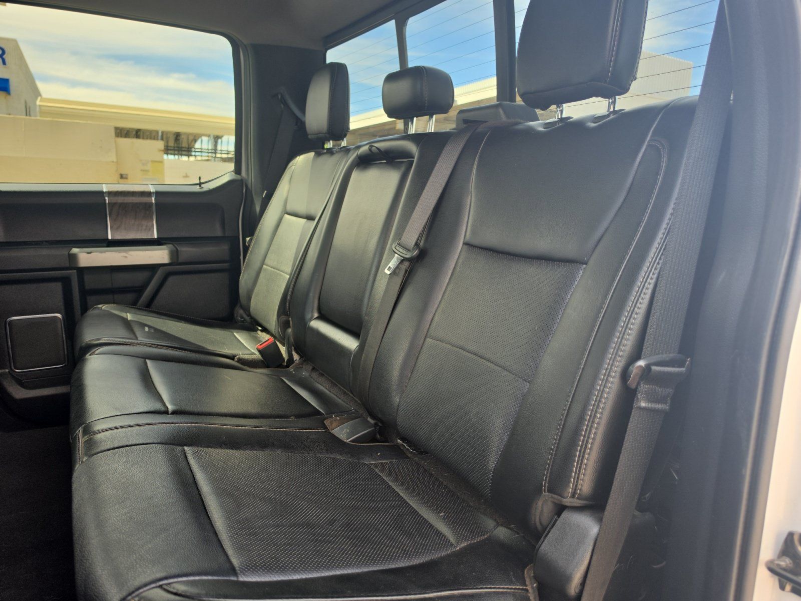 Used 2019 Ford F350 Lariat w/ Lariat Value Package AWD/4WD image 21