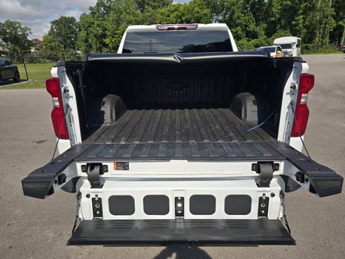 Used 2024 Chevrolet Silverado 1500 RST w/ Protection Package AWD/4WD image 13