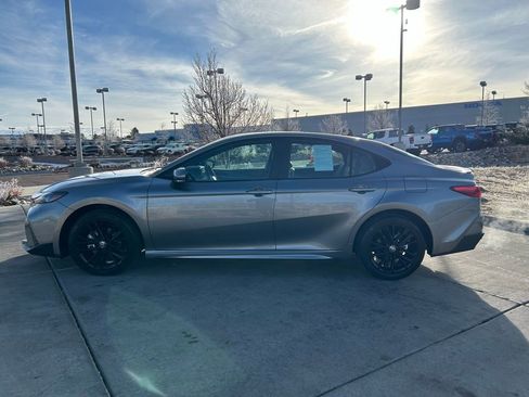 Used 2026 Toyota Camry SE image 4