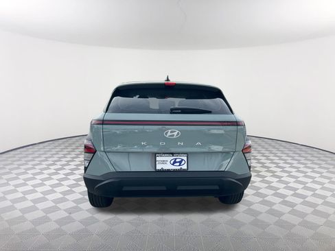 New 2026 Hyundai Kona SE image 7