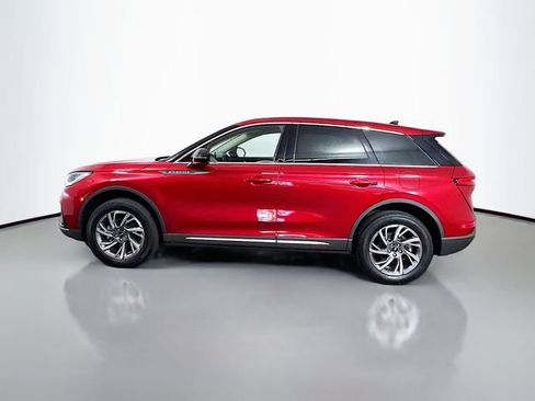 Used 2025 Lincoln Corsair AWD w/ Equipment Group 101A image 6