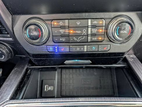 Used 2020 Ford F250 Limited w/ FX4 Off-Road Package AWD/4WD image 21