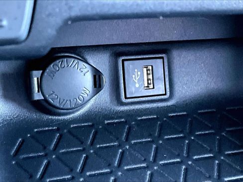 Used 2023 Toyota RAV4 LE image 34