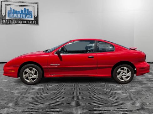 Used 2002 Pontiac Sunfire SE w/ Sun & Sound Pkg FWD image 9