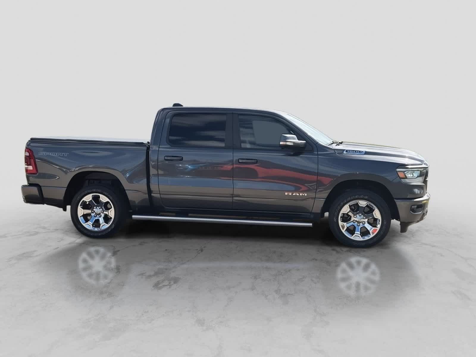 Used 2022 RAM 1500 Big Horn AWD/4WD image 9
