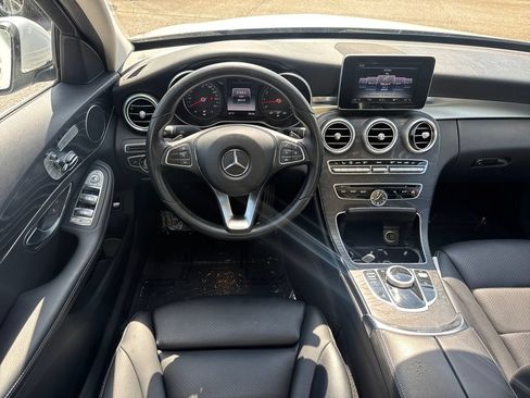 Used 2017 Mercedes-Benz C 300 Sedan image 23
