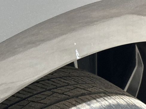 Used 2010 Ford Edge SE image 40