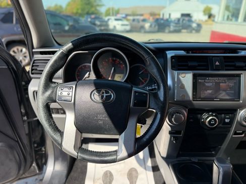 Used 2011 Toyota 4Runner SR5 image 20