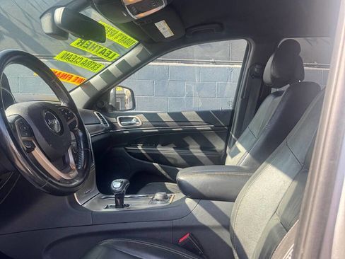 Used 2014 Jeep Grand Cherokee Limited image 8