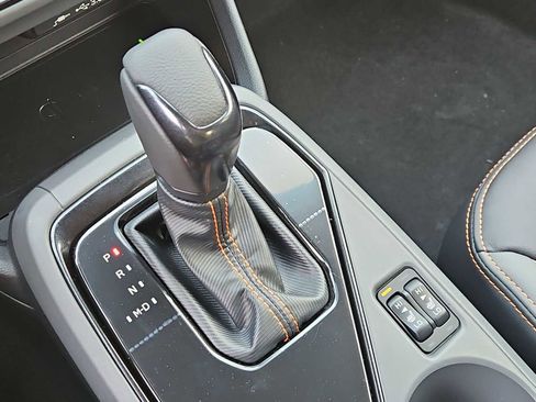 New 2026 Subaru Crosstrek 2.5i Limited w/ Crosstrek Mirror Package image 31