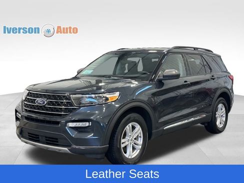 Used 2023 Ford Explorer XLT w/ Equipment Group 202A image 5