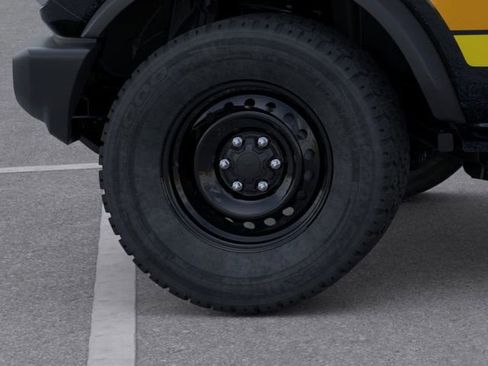 New 2025 Ford Bronco Big Bend w/ Free Wheeling Package image 21