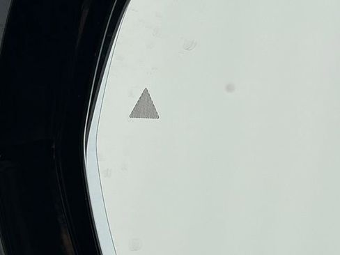 Used 2025 Jeep Grand Cherokee Limited w/ Luxury Tech Group II image 45