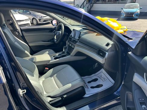 Used 2020 Honda Accord LX image 12