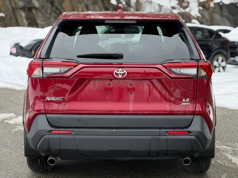 Used 2024 Toyota RAV4 LE image 4