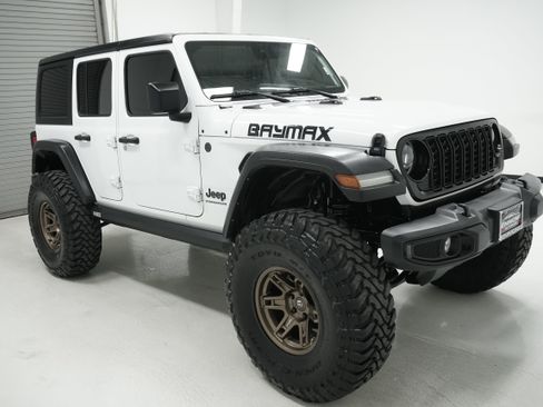 Used 2024 Jeep Wrangler Sport image 3