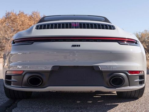 Used 2024 Porsche 911 Carrera image 17