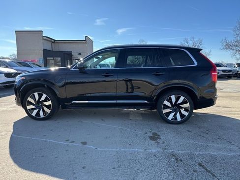 Certified 2024 Volvo XC90 T8 Plus w/ Protection Package Premier image 5