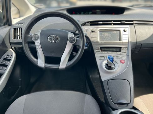 Used 2013 Toyota Prius Three FWD image 23