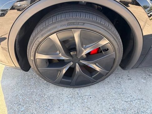 Used 2026 Tesla Model Y Performance AWD/4WD image 17